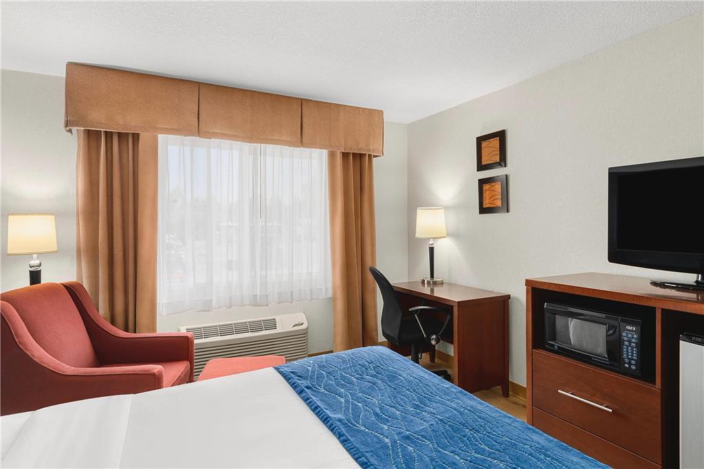 Comfort Inn & Suites Vancouver Downtown City Center Номер фото