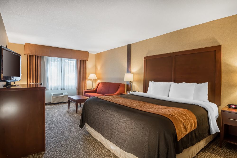 Comfort Inn & Suites Vancouver Downtown City Center Экстерьер фото